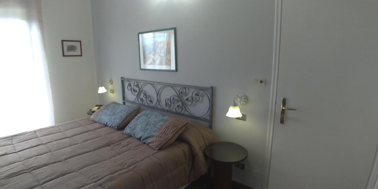 Tk Hotel - Ex Ares San Giovanni La Punta Zewnętrze zdjęcie