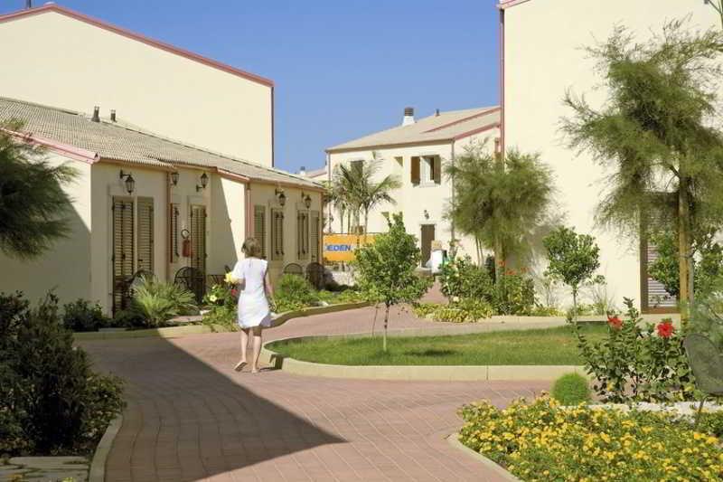 Tk Hotel - Ex Ares San Giovanni La Punta Zewnętrze zdjęcie